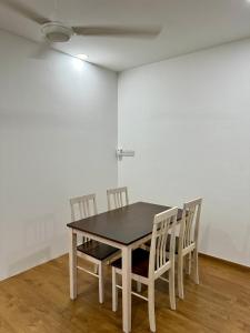 Fotografie z fotogalerie ubytování Make Memories Residence 2BR Suite Summer Mall v destinaci Kota Samarahan