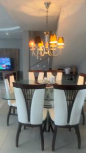 Μια τηλεόραση ή/και κέντρο ψυχαγωγίας στο Residência da Kel +35 φωτογραφίες