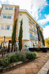 Το κτήριο όπου στεγάζεται  το πανδοχείο