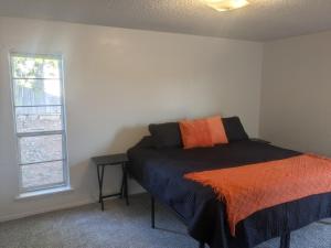 Fotografie z fotogalerie ubytování Game Day Getaway 1, Walk to OSU, Prime Location v destinaci Stillwater