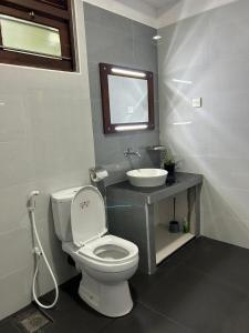 Ένα μπάνιο στο Villa Petria