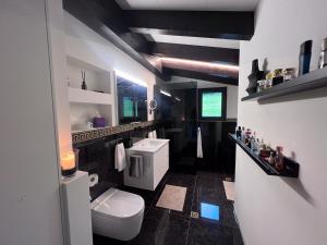 Koupelna v ubytování Villa Tauris + 36 fotografií