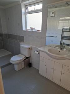 Et badeværelse på Haven near the sea