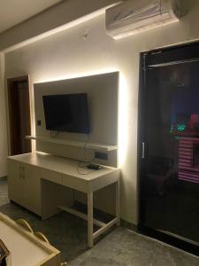 Μια τηλεόραση ή/και κέντρο ψυχαγωγίας στο Hotel Star Moon