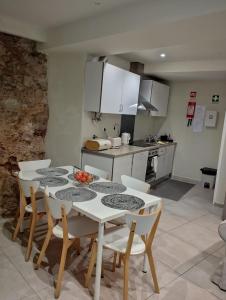 Η κουζίνα ή μικρή κουζίνα στο Pátio Da Gata