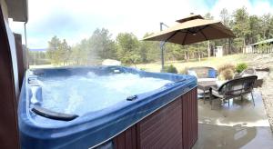 Swimmingpoolen hos eller tæt på Pikes Peak Vista House - Extended Monthly Stays