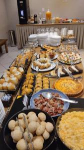 Φαγητό σε αυτό το ξενοδοχείο ή κάπου εκεί κοντά +25 φωτογραφίες