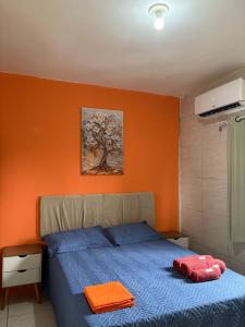 Ένα ή περισσότερα κρεβάτια σε δωμάτιο στο Apartamento completo e central! Casa Rute!