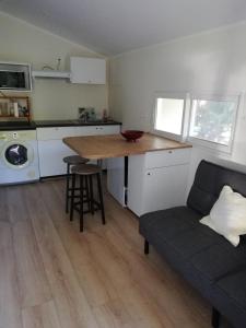 Η κουζίνα ή μικρή κουζίνα στο Studio en campagne