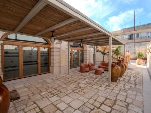 Το κτήριο όπου στεγάζεται  το bed & breakfast