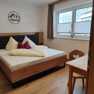 Giường trong phòng chung tại Anni, Apart