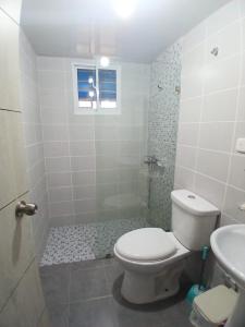 Imagen de la galería de Beautiful second level apartment with pool, en Santo Domingo