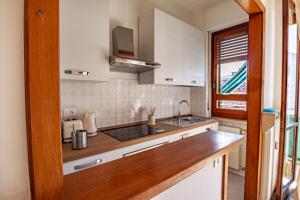 Η κουζίνα ή μικρή κουζίνα στο Campo Chico Alessandria