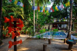 Κήπος έξω από το resort zulley