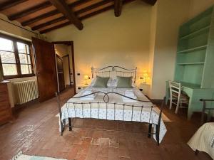 En eller flere senge i et værelse på Podere Casanova - Viridis, Peace in San Gimignano + 17 billeder