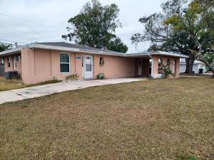 Tòa nhà nơi nhà nghỉ dưỡng tọa lạc