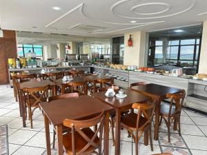 Ресторан / где поесть в Yak Beach Hotel Ponta Negra