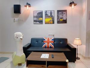 Posezení v ubytování Hey90s #6pax #FreeNetflix #Youtube #Games