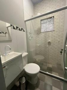 Ένα μπάνιο στο AP Quatro Estações