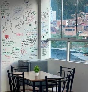 Εστιατόριο ή άλλο μέρος για φαγητό στο Mariandes Hostel