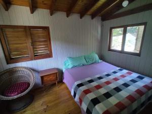 En eller flere senge i et værelse på Altos del Amanecer + 41 billeder