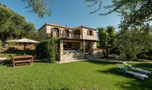 Vườn quanh 3 Sorelle Private Stone Villa