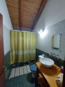 Et badeværelse på Bosque Nativo + 19 billeder