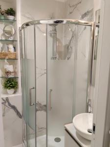 Koupelna v ubytování La Calla al Colosseo + 37 fotografií