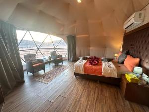 Postel nebo postele na pokoji v ubytování Luxury diamond camp + 11 fotografií