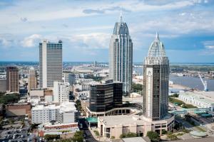 Nespecifikovaný výhled na destinaci Mobile nebo výhled na město při pohledu z hotelu