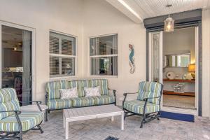 Гостиная зона в Sunburst Courtyard - 430