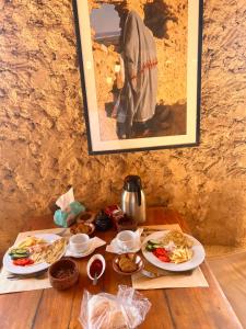 Φαγητό σε αυτό το διαμέρισμα ή κάπου εκεί κοντά