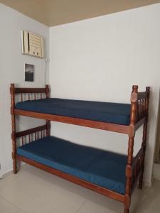 ピサーハスにあるcasaspraiagumsの二段ベッド1組 +3枚の写真