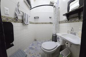 Et badeværelse på Departamento Sra Cetina