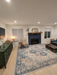 Et opholdsområde på Colwood Hidden Home