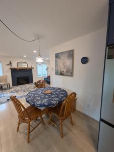 Billede fra billedgalleriet på Colwood Hidden Home i Colwood