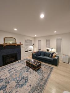 Et opholdsområde på Colwood Hidden Home