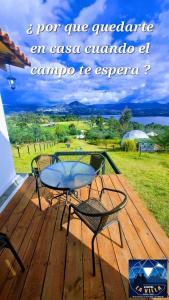 Příroda nedaleko luxury tent