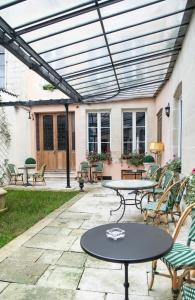 Αίθριο ή υπαίθριος χώρος στο Maison la Louise