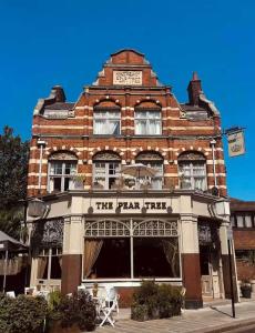 El edificio en el que está el bed and breakfast