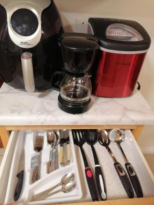 Fotografie z fotogalerie ubytování Beautiful home with your own entrance in Sandy v destinaci Sandy + 40 fotografií