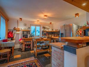 Kuchyň nebo kuchyňský kout v ubytování Haus David