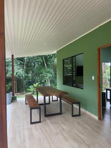 Κήπος έξω από το Casa Ema