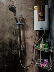 Ένα μπάνιο στο ก้านกล้วยโฮมสเตย์