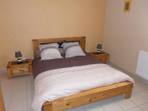 Φωτογραφία από το άλμπουμ του Location éco-responsable avec terrasse, 2 chambres, vue sur le canal - FR-1-611-122 σε Viéville