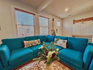 Un lugar para sentarse en Unique Wildwood 3 BR 1,5 BA Entire House in the Heart of Wildwood!