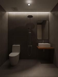 Et badeværelse på Indochine Gloria Home by Silk Path + 30 billeder