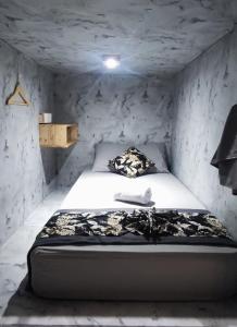 Giường trong phòng chung tại Apit Lawang Penida