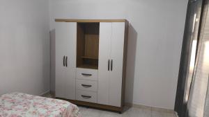 Postel nebo postele na pokoji v ubytování Casa Itapoá!