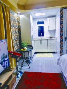 Кухня или мини-кухня в Andalusia Farm Resort Whole Farm
